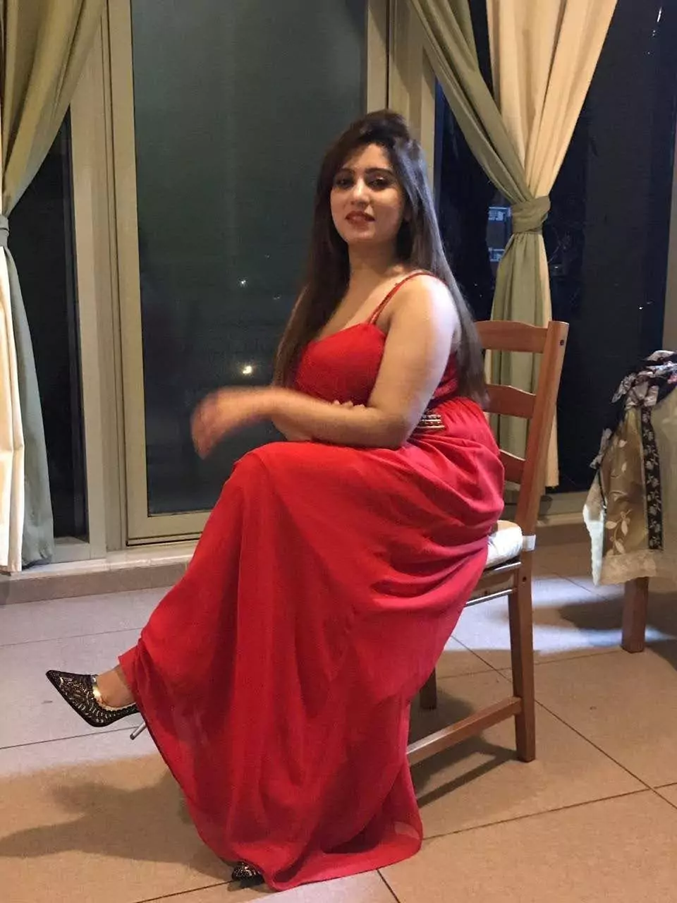Escort Service in Tonk Road